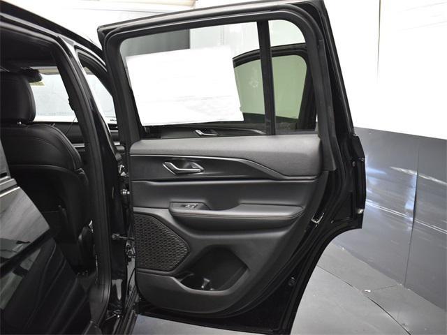 new 2025 Jeep Grand Cherokee car, priced at $33,405