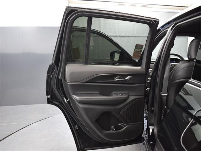 new 2025 Jeep Grand Cherokee car, priced at $33,405