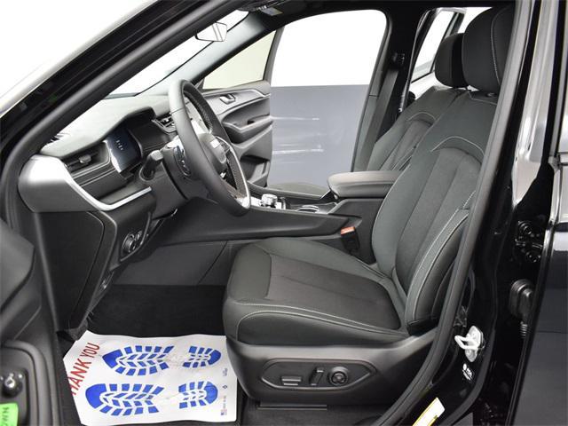 new 2025 Jeep Grand Cherokee L car, priced at $37,845