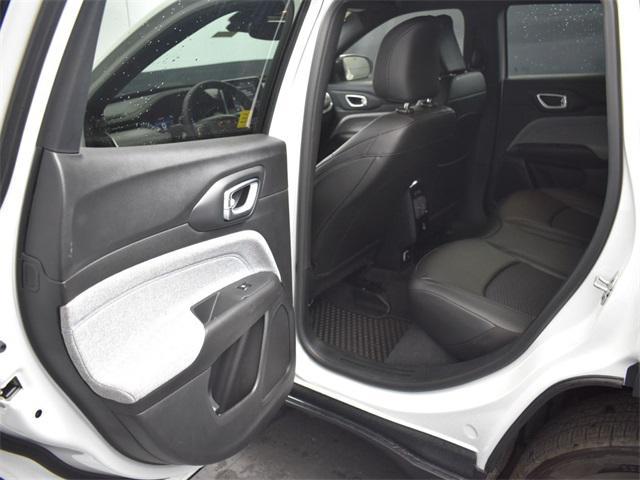 new 2025 Jeep Compass car, priced at $21,940