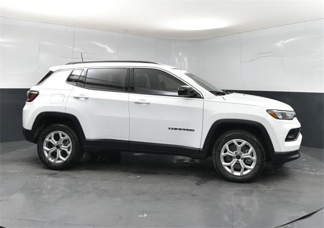 new 2025 Jeep Compass car, priced at $21,940