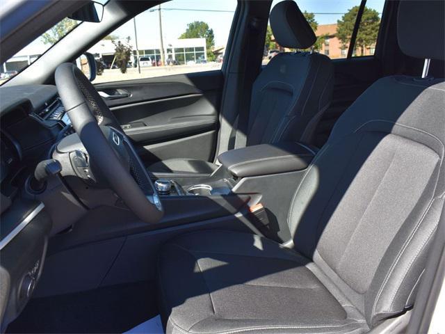 new 2025 Jeep Grand Cherokee car, priced at $35,325