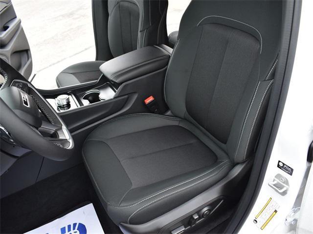 new 2025 Jeep Grand Cherokee car, priced at $34,825