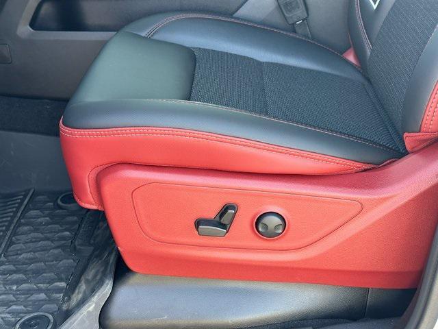 new 2025 Ram 1500 car, priced at $52,744