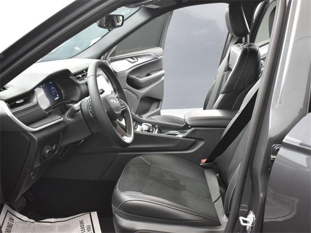 new 2025 Jeep Grand Cherokee L car, priced at $41,012