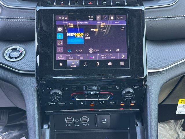 new 2025 Jeep Grand Cherokee car, priced at $36,010