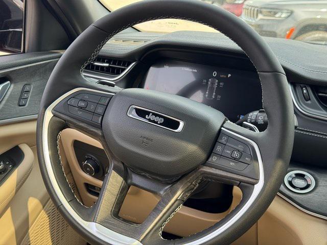 new 2025 Jeep Grand Cherokee car, priced at $43,816