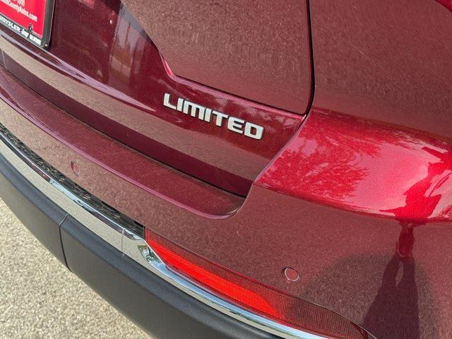 new 2025 Jeep Grand Cherokee car, priced at $43,816