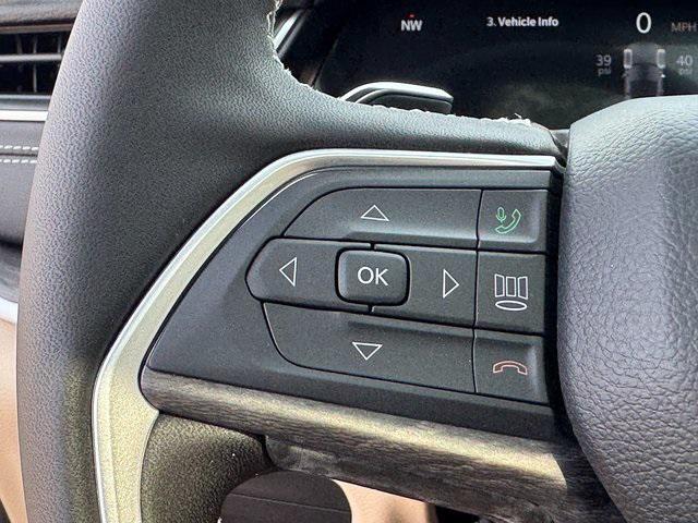 new 2025 Jeep Grand Cherokee car, priced at $43,816