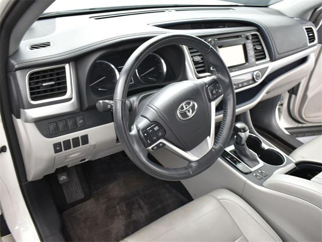 used 2014 Toyota Highlander car, priced at $11,000