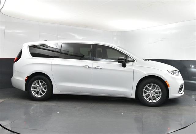 new 2026 Chrysler Pacifica car, priced at $37,240