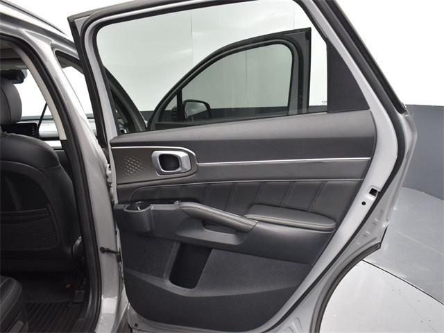used 2022 Kia Sorento car, priced at $28,250