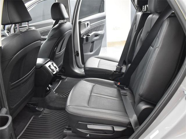 used 2022 Kia Sorento car, priced at $28,250