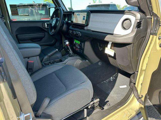 new 2025 Jeep Wrangler car, priced at $38,126