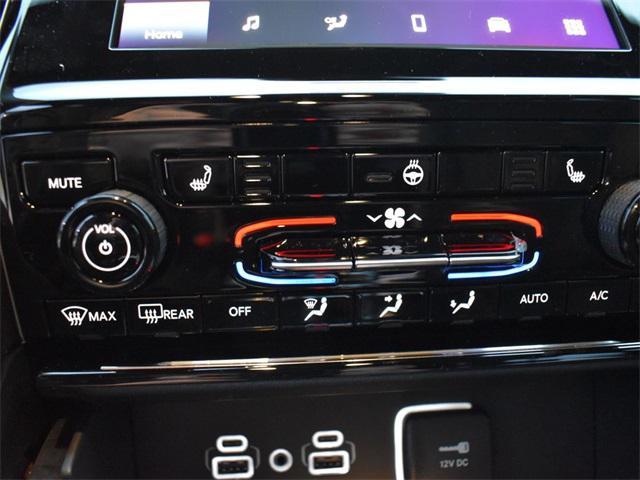 new 2025 Jeep Grand Cherokee car, priced at $37,885