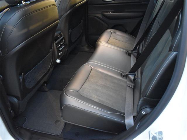 new 2025 Jeep Grand Cherokee car, priced at $37,885