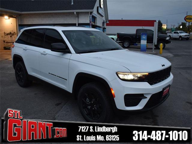 new 2025 Jeep Grand Cherokee car, priced at $37,885