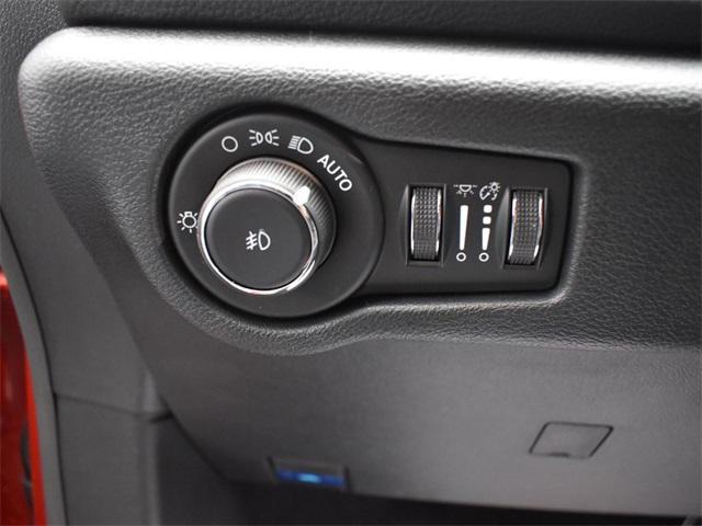 new 2026 Chrysler Pacifica car, priced at $38,140