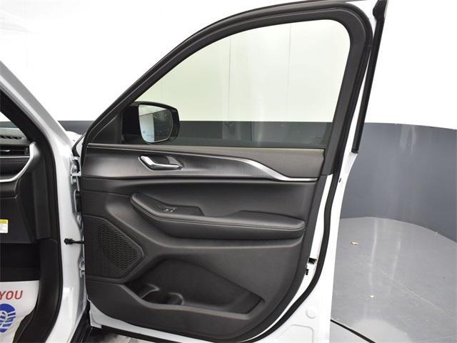 new 2025 Jeep Grand Cherokee L car, priced at $38,635