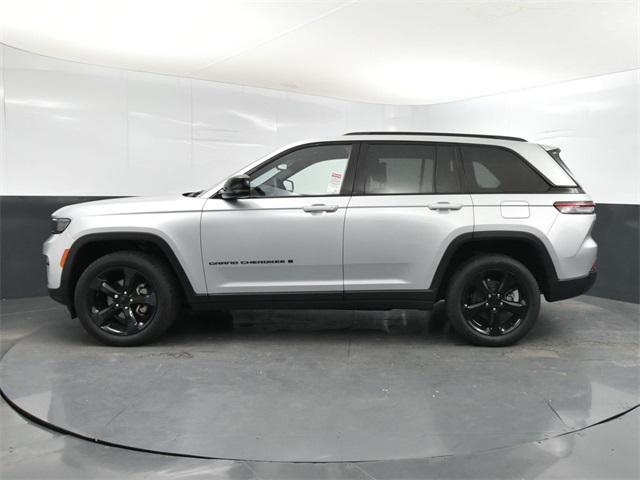 used 2023 Jeep Grand Cherokee car, priced at $30,000