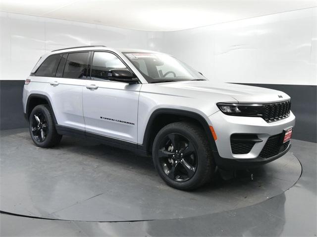 used 2023 Jeep Grand Cherokee car, priced at $30,000