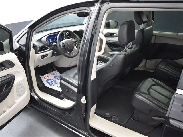 used 2022 Chrysler Pacifica car, priced at $21,800