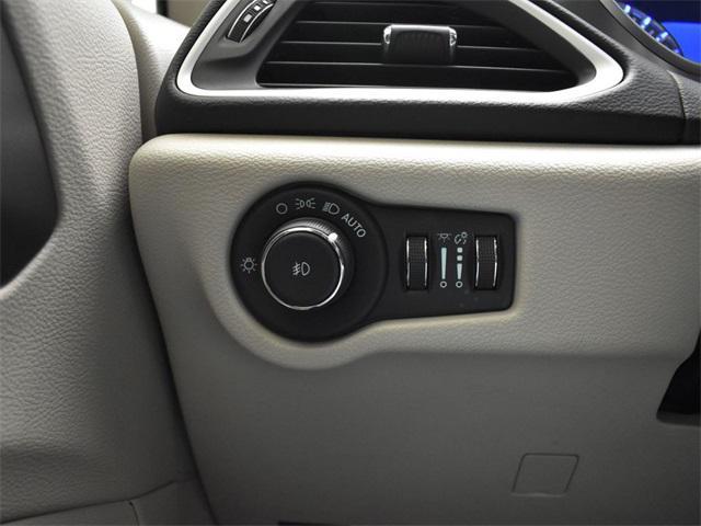 used 2022 Chrysler Pacifica car, priced at $21,800