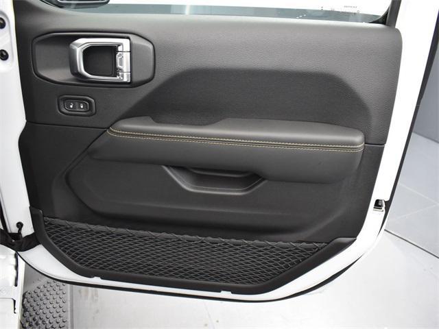 new 2025 Jeep Wrangler car, priced at $48,950