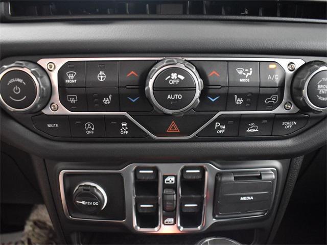 new 2025 Jeep Wrangler car, priced at $48,950