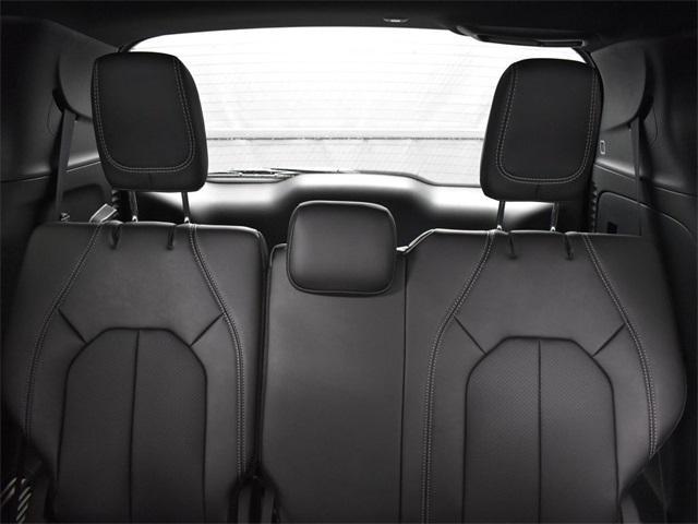 new 2025 Chrysler Pacifica car, priced at $41,253