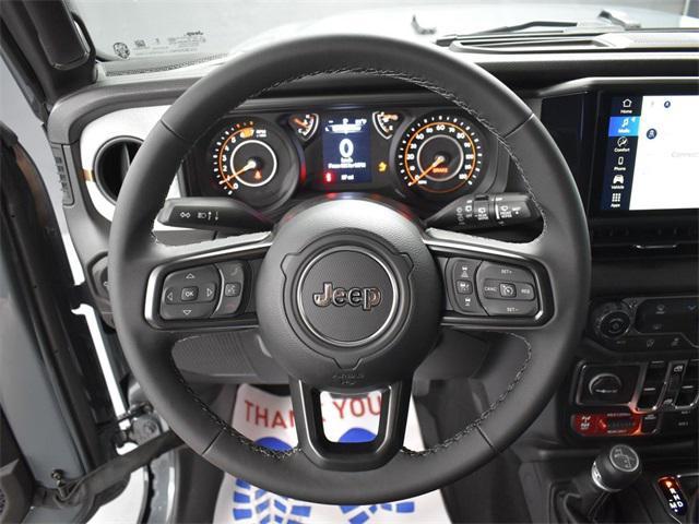 new 2025 Jeep Wrangler car, priced at $49,275