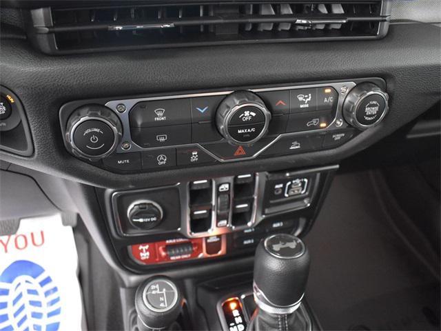 new 2025 Jeep Wrangler car, priced at $49,275