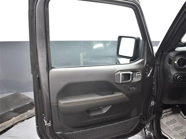 new 2025 Jeep Wrangler car, priced at $51,715