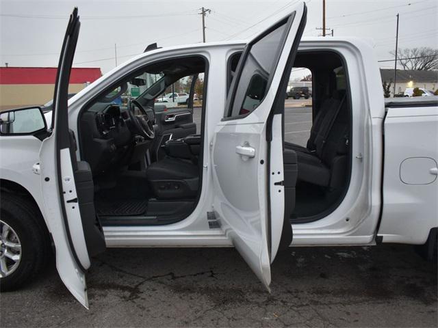 used 2022 Chevrolet Silverado 1500 car, priced at $33,000