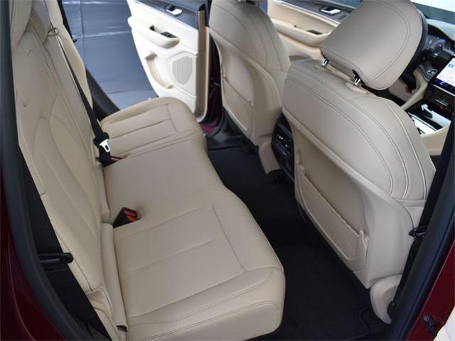 new 2025 Jeep Grand Cherokee car, priced at $39,370