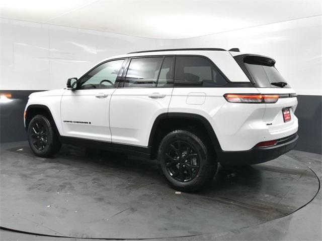 new 2025 Jeep Grand Cherokee car, priced at $37,935