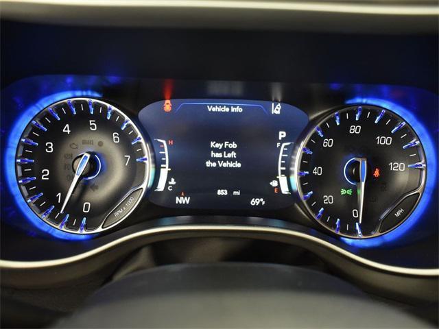 new 2025 Chrysler Pacifica car, priced at $40,920