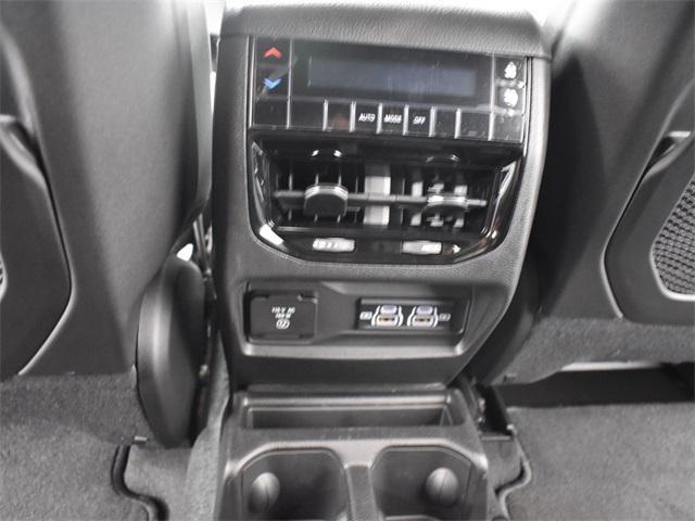 new 2025 Jeep Grand Cherokee L car, priced at $37,420