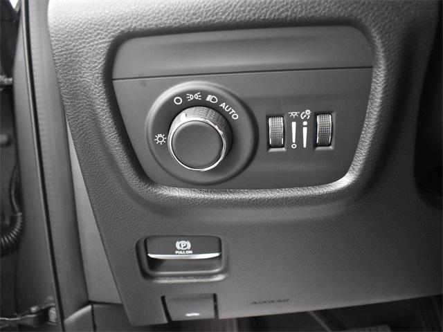 new 2025 Jeep Grand Cherokee L car, priced at $37,420