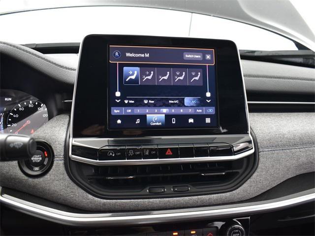 new 2025 Jeep Compass car, priced at $22,535