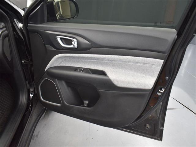 new 2025 Jeep Compass car, priced at $22,535