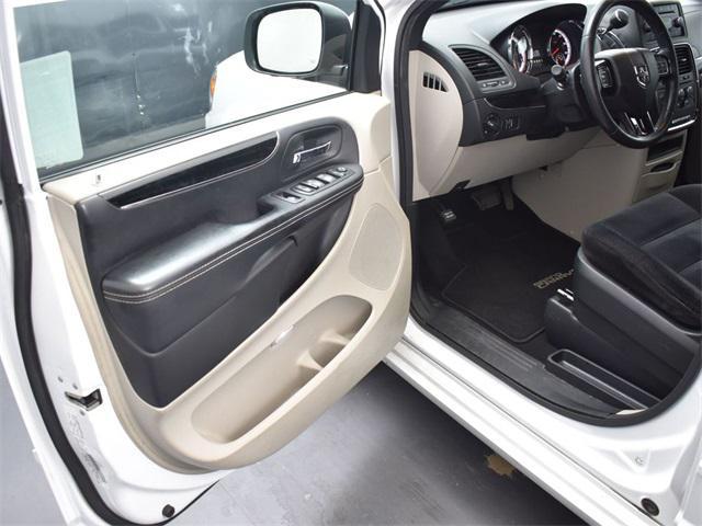 used 2014 Dodge Grand Caravan car, priced at $11,000