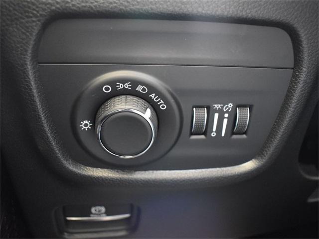 new 2025 Jeep Grand Cherokee car, priced at $36,272