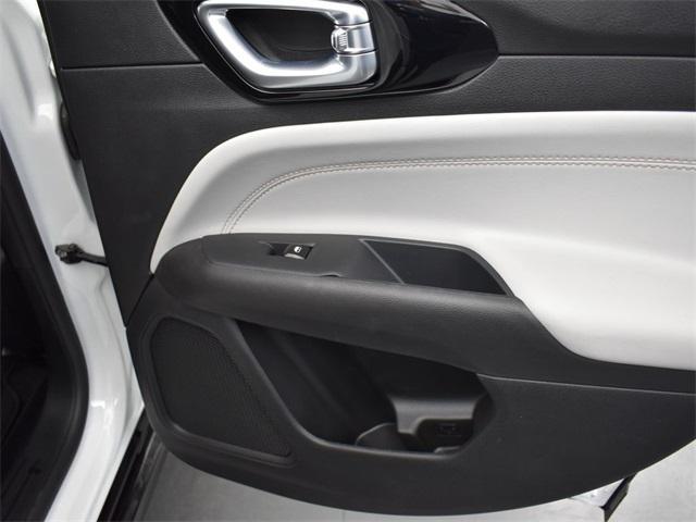 new 2025 Jeep Compass car, priced at $35,823