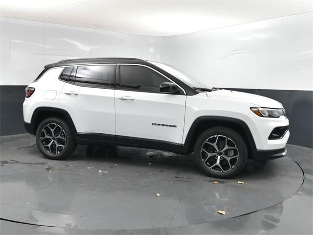 new 2025 Jeep Compass car, priced at $28,340