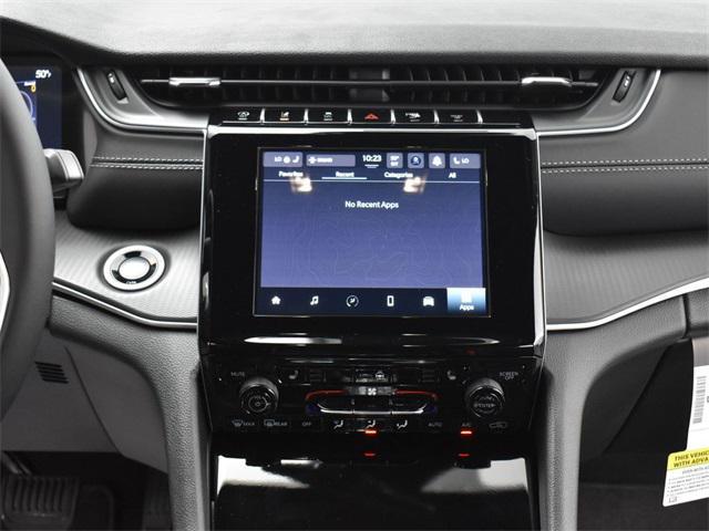 new 2025 Jeep Grand Cherokee car, priced at $35,750