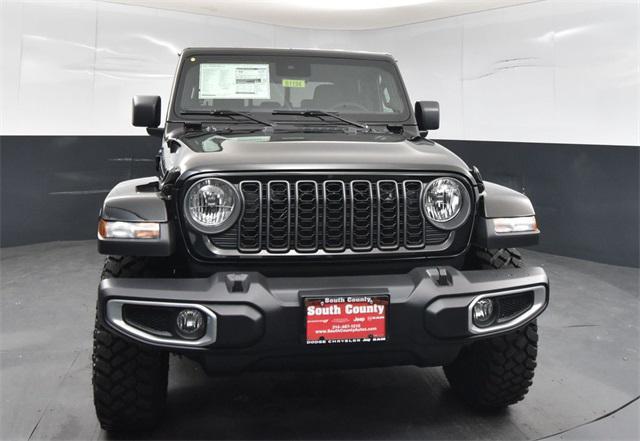 new 2025 Jeep Gladiator car, priced at $41,160