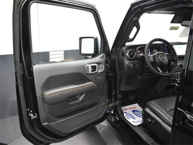 new 2025 Jeep Gladiator car, priced at $41,160