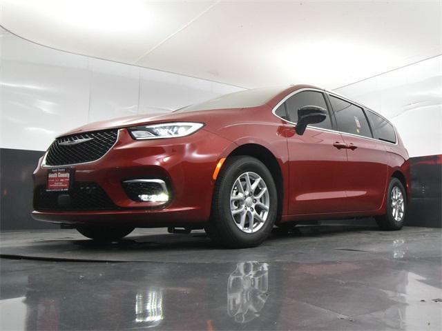 new 2026 Chrysler Pacifica car, priced at $38,485