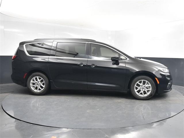 used 2022 Chrysler Pacifica car, priced at $21,800